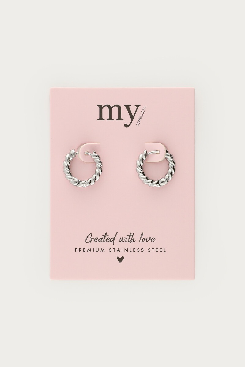 Earring with twisted detail | My Jewellery