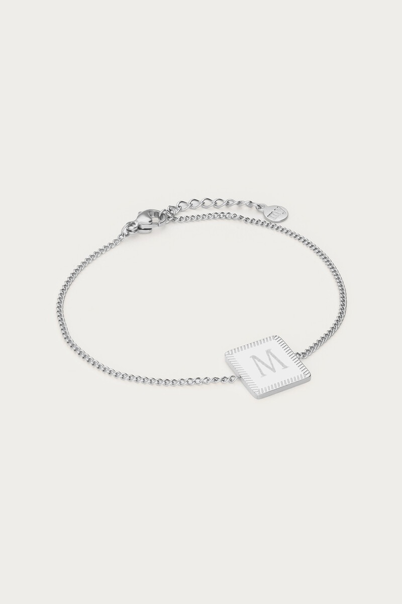Engraved bracelet with square charm | My Jewellery