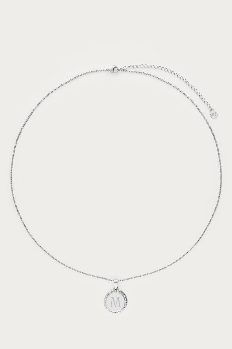 Engraved long necklace with round charm
