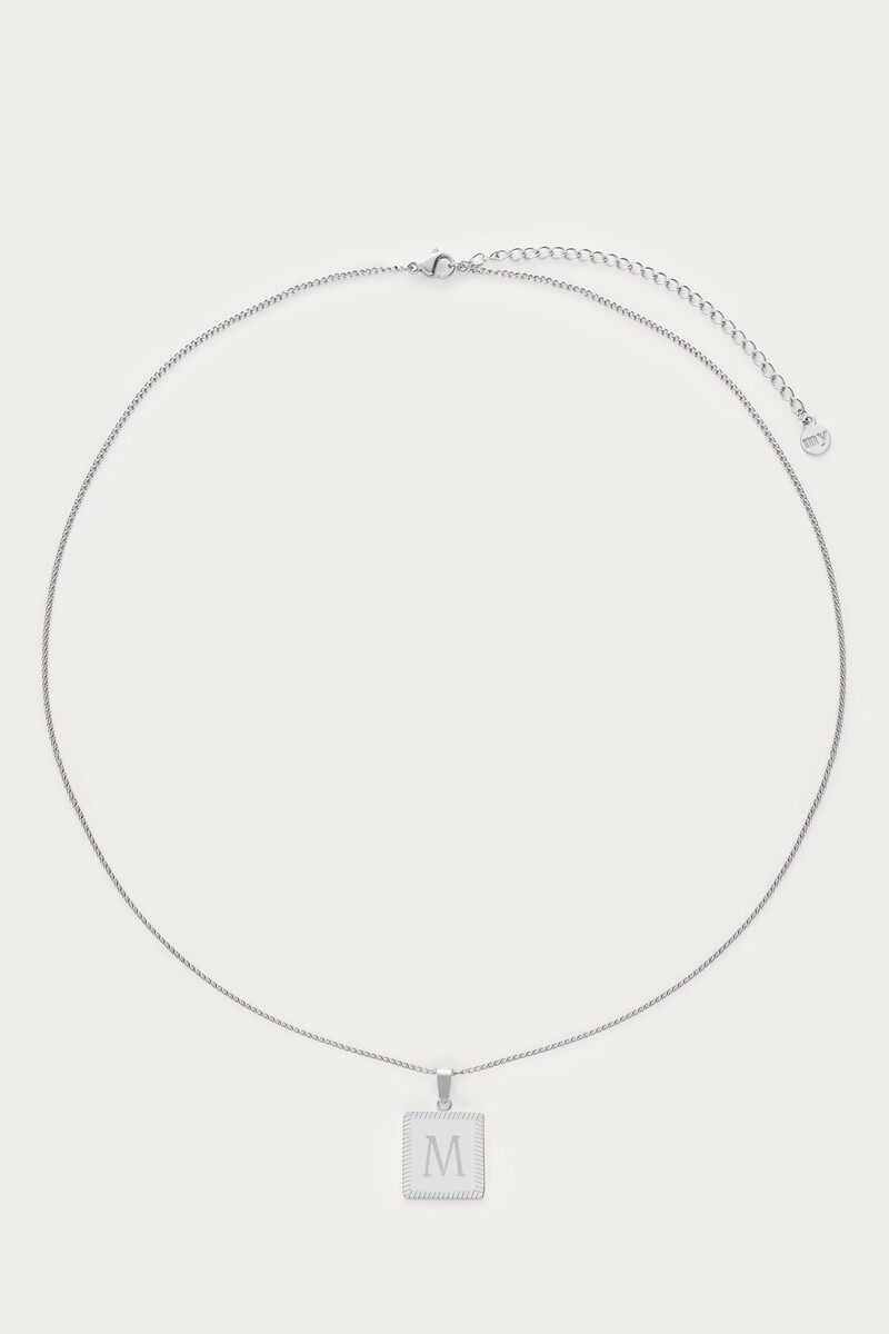 Atelier lange ketting met vierkante bedel