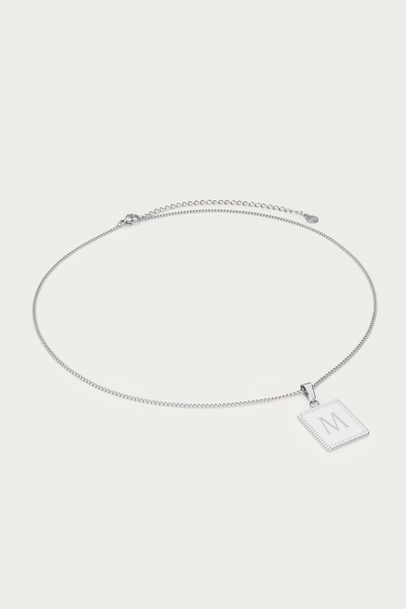 Engraved short necklace with square charm | My Jewellery