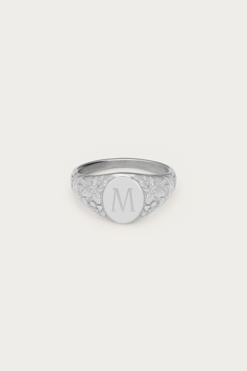 Engraved vintage signet ring | My Jewellery