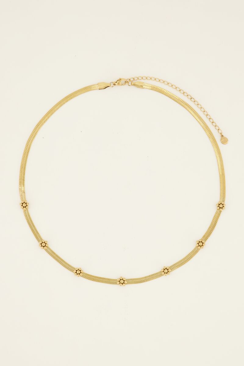 Flat chain necklace with flowers