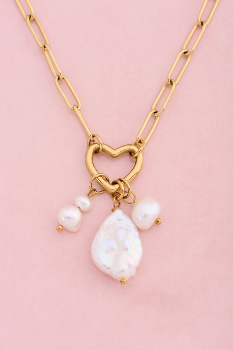 Gliederkette mit Herzchen und Naturperlen