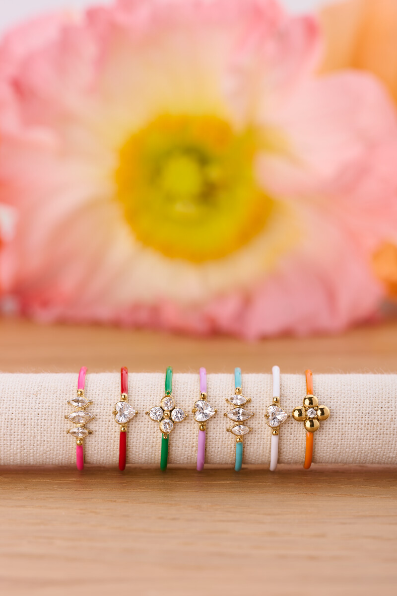 Orange minimalist ring with clover rhinestone | My Jewellery