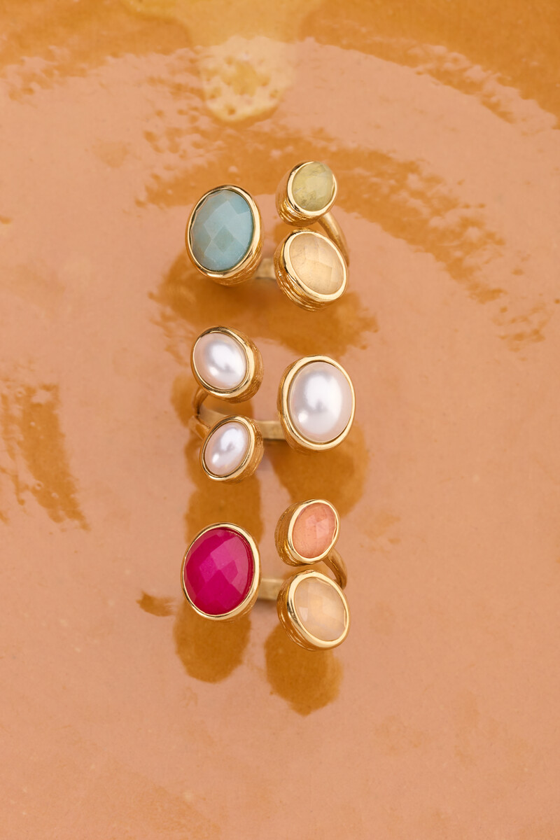 Statement ring with three faux pearl stones | My Jewellery