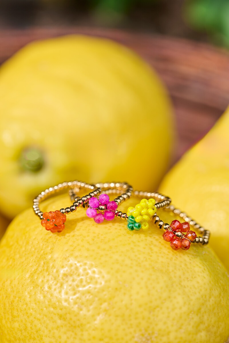 Ciao stretch ring with orange flower | My Jewellery