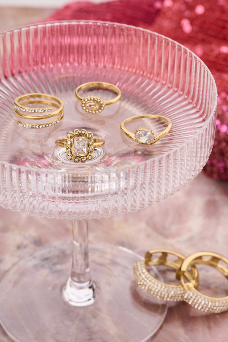 Magical ring with organic shape and large rhinestone | My Jewellery