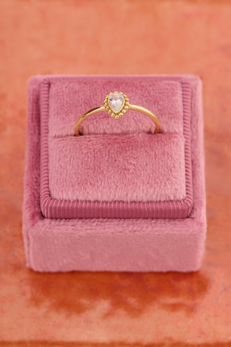 Magical vintage drop ring with rhinestone | My Jewellery