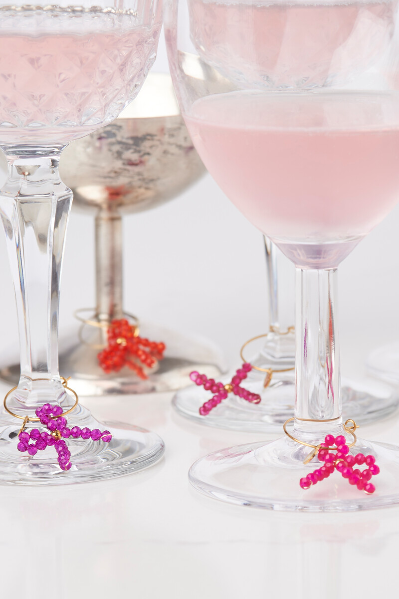 Wine glass charms with bows | My Jewellery