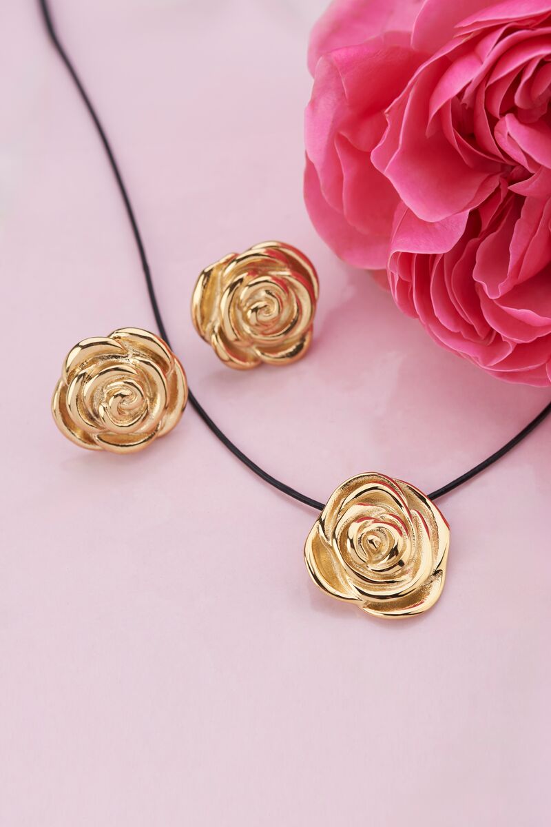 Vintage statement rose studs | My Jewellery