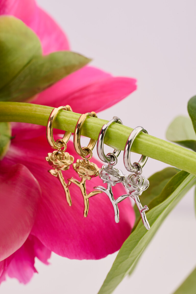 Vintage hoop earrings with roses | My Jewellery