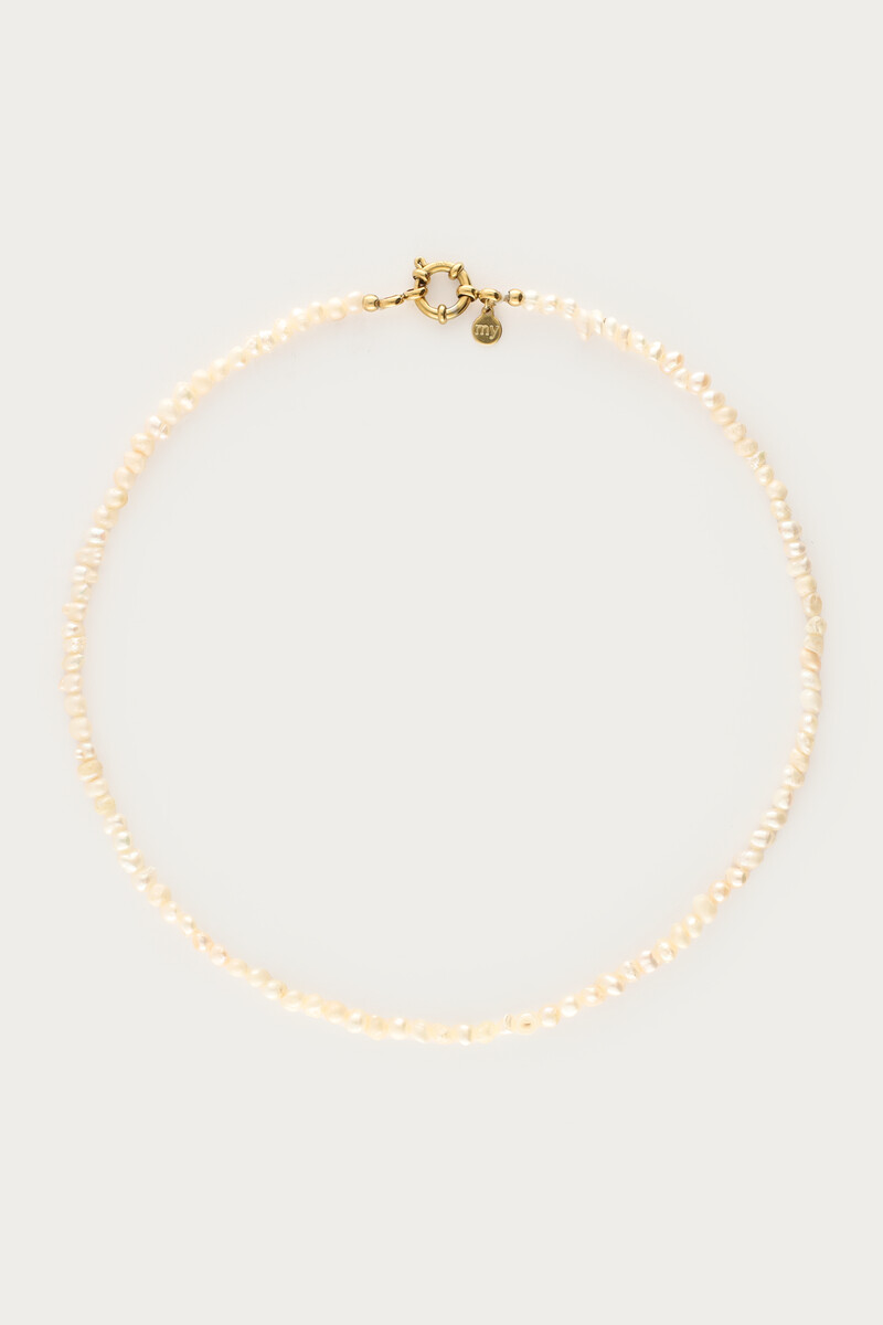Ketting met slotje en zoetwaterparels