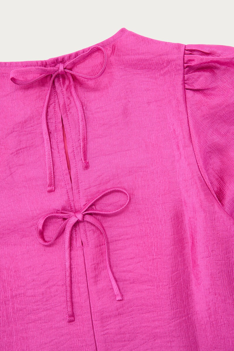 Fuchsia dress with long puff sleeves | My Jewellery