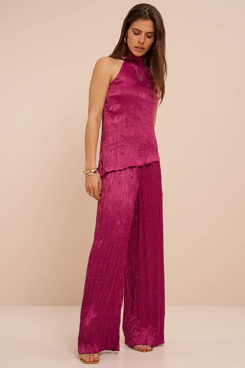 Fuchsia wide-legged textured pants | My Jewellery