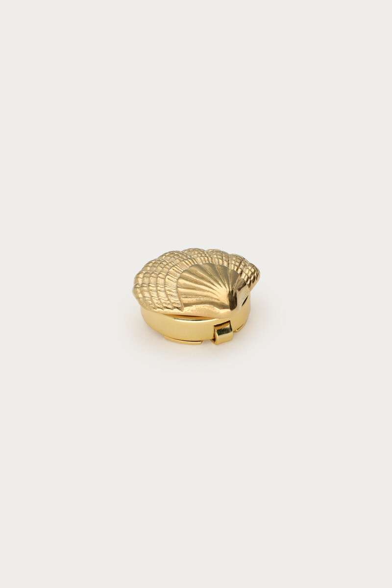 Gold shell button | My Jewellery