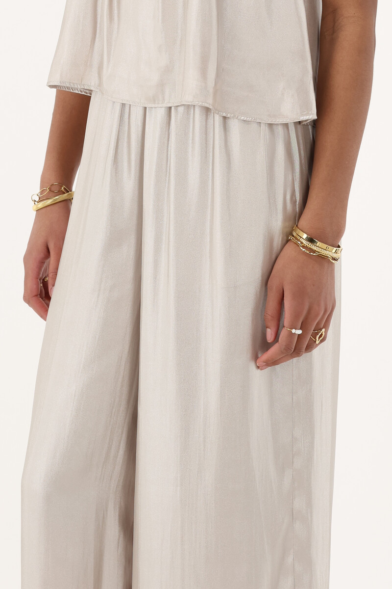 Gold coloured wide leg trousers with satin look | My Jewellery