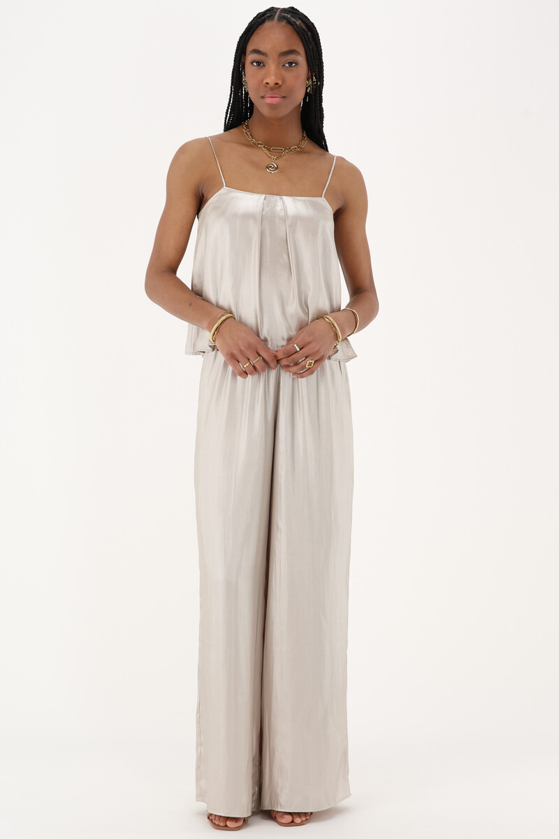 Gold coloured wide leg trousers with satin look | My Jewellery