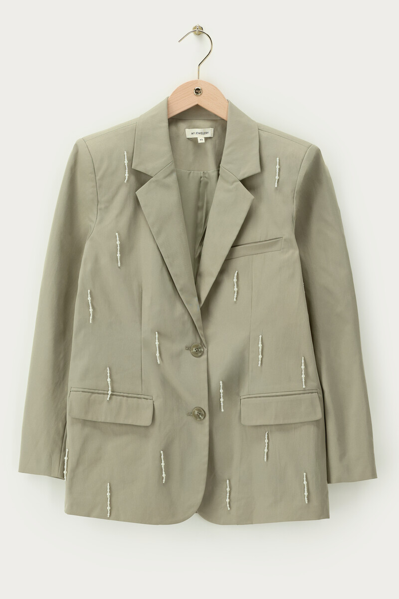 Green blazer with faux pearls | My Jewellery