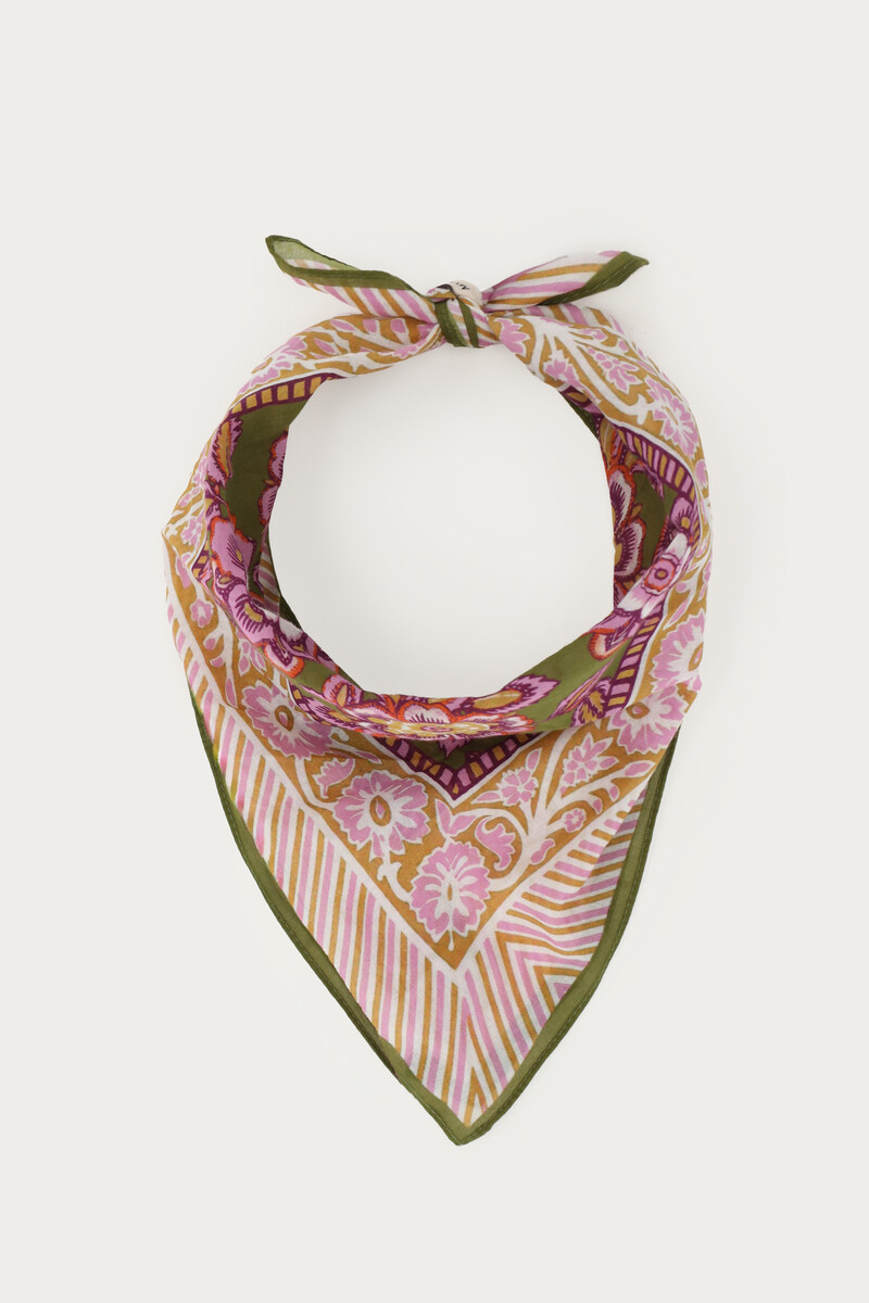 Green scarf with floral print | My Jewellery