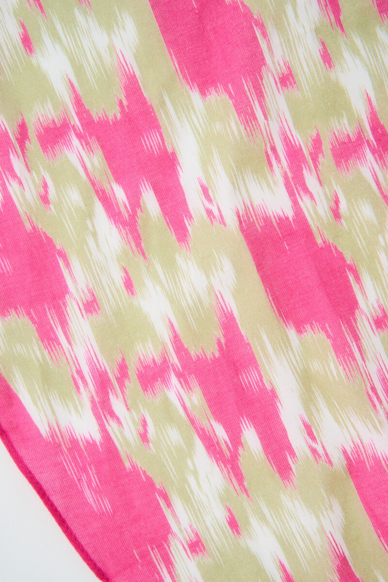 Green scarf with pink print | My Jewellery