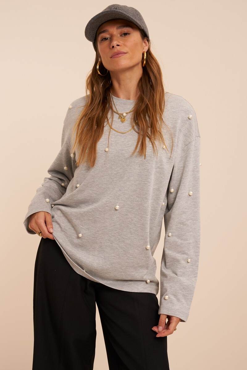 Grey long sleeve with all-over faux pearls | My Jewellery