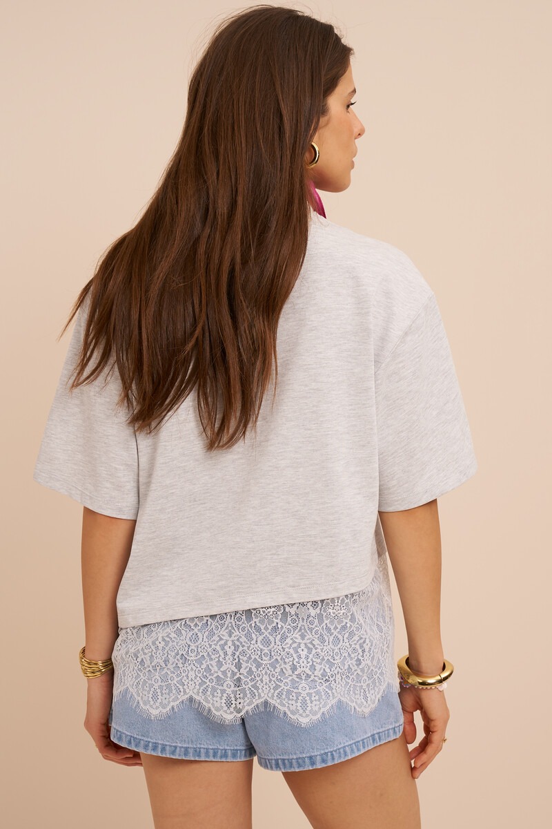 Grey T-shirt with slanted lace detailing | My Jewellery