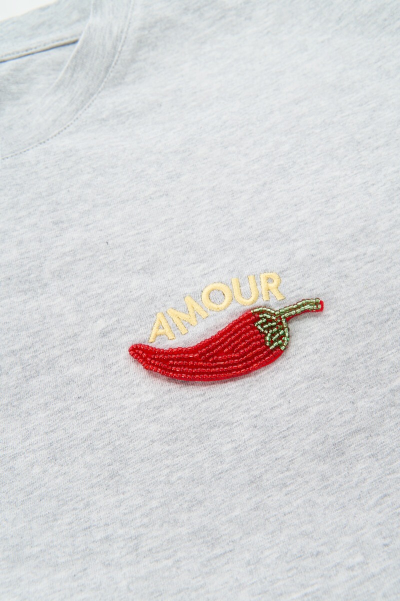 Grey T-shirt with red pepper ''Amour'' | My Jewellery