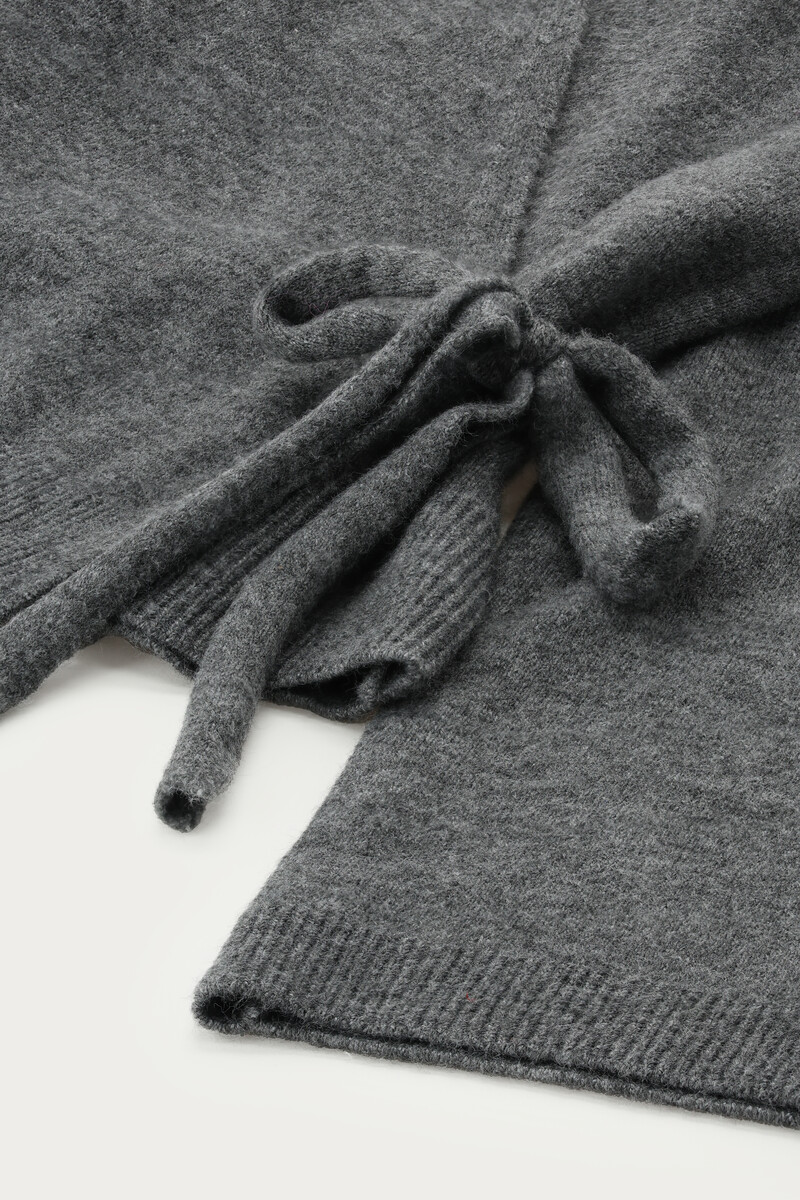 Grey wrap cardigan | My Jewellery