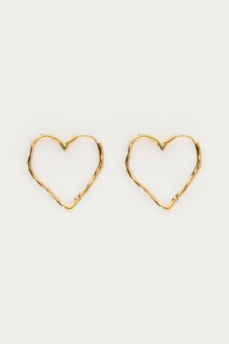 Herzförmige Creolen mit Kunstperlen