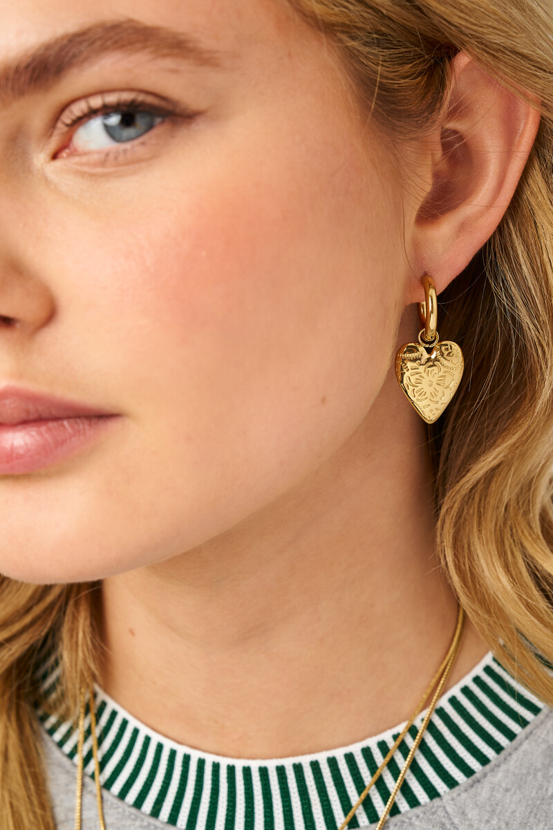 Earrings with engraved heart | My Jewellery