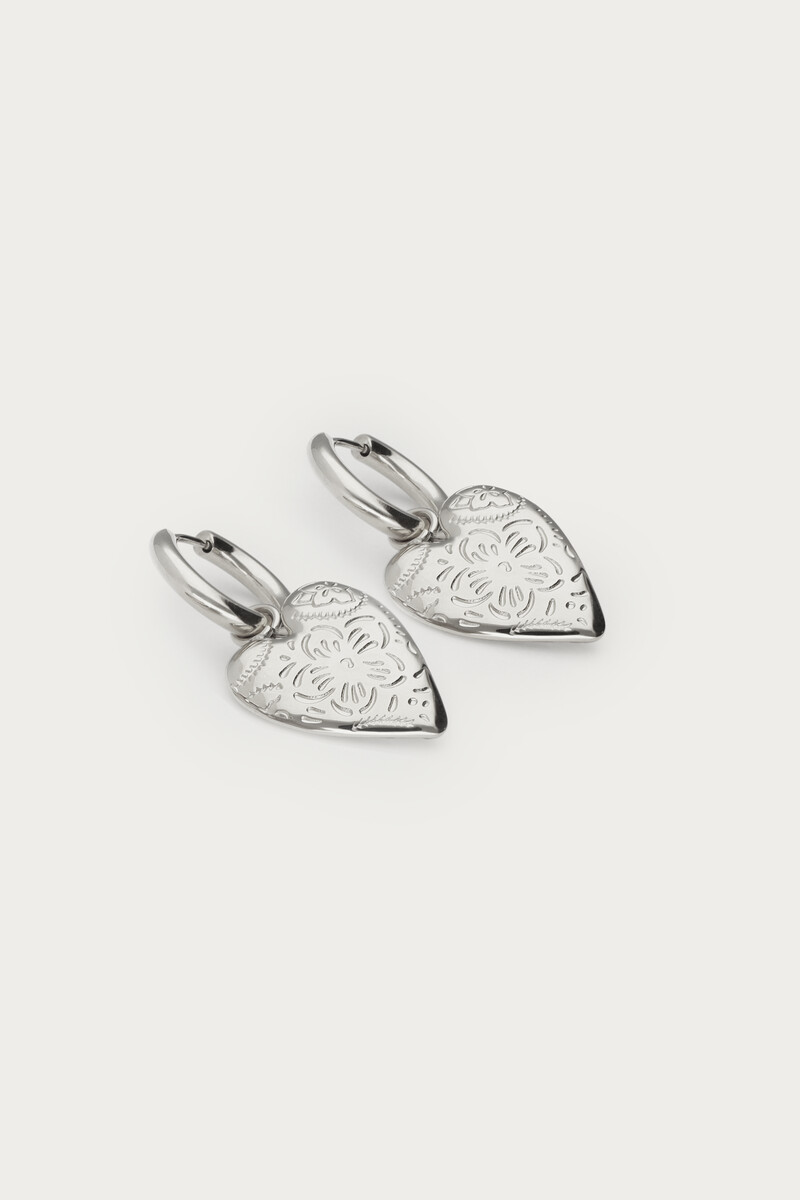 Earrings with engraved heart | My Jewellery