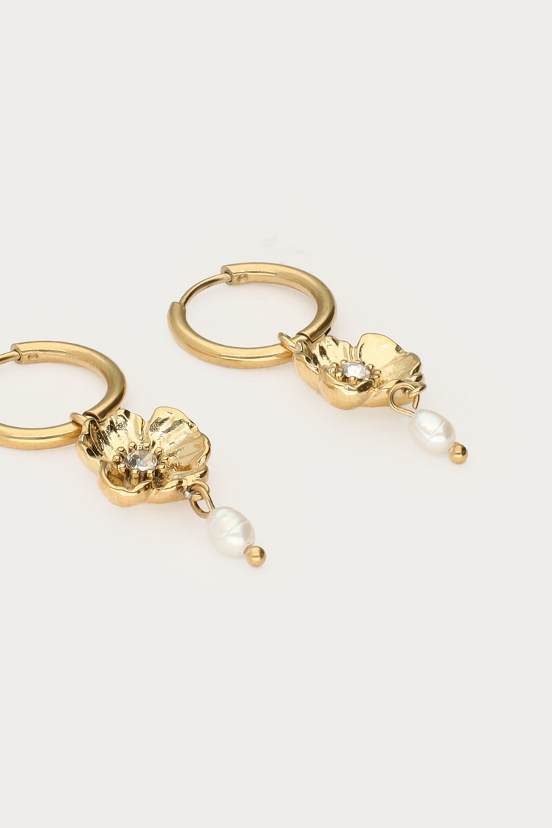 Hoop earrings with ranunculus flower and freshwater pearls | My Jewellery