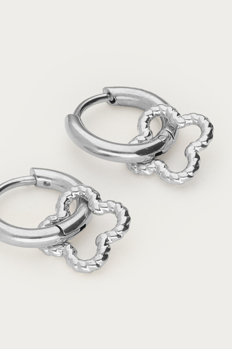 Hoop earrings with small clover | My Jewellery