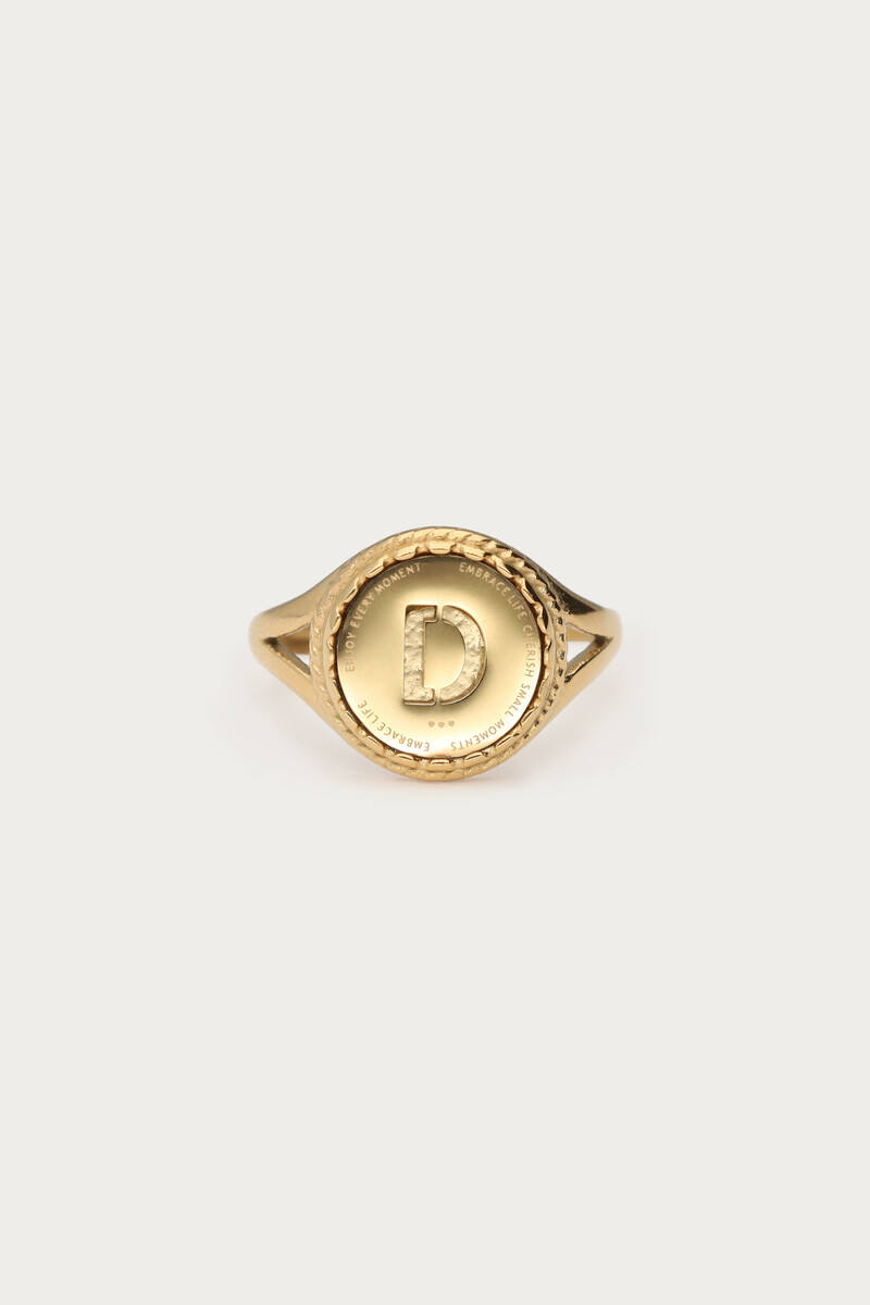 Initial ring vintage