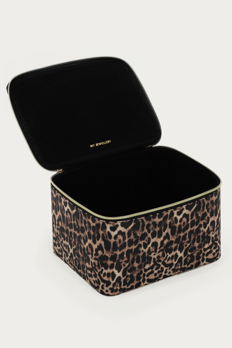 Leopard print beauty case | My Jewellery