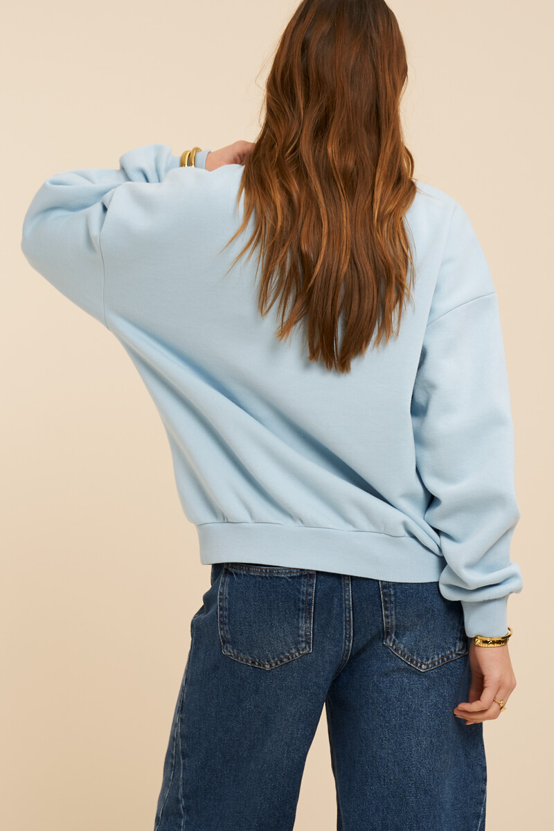 Light blue sweater with denim patch "Amour" | My Jewellery