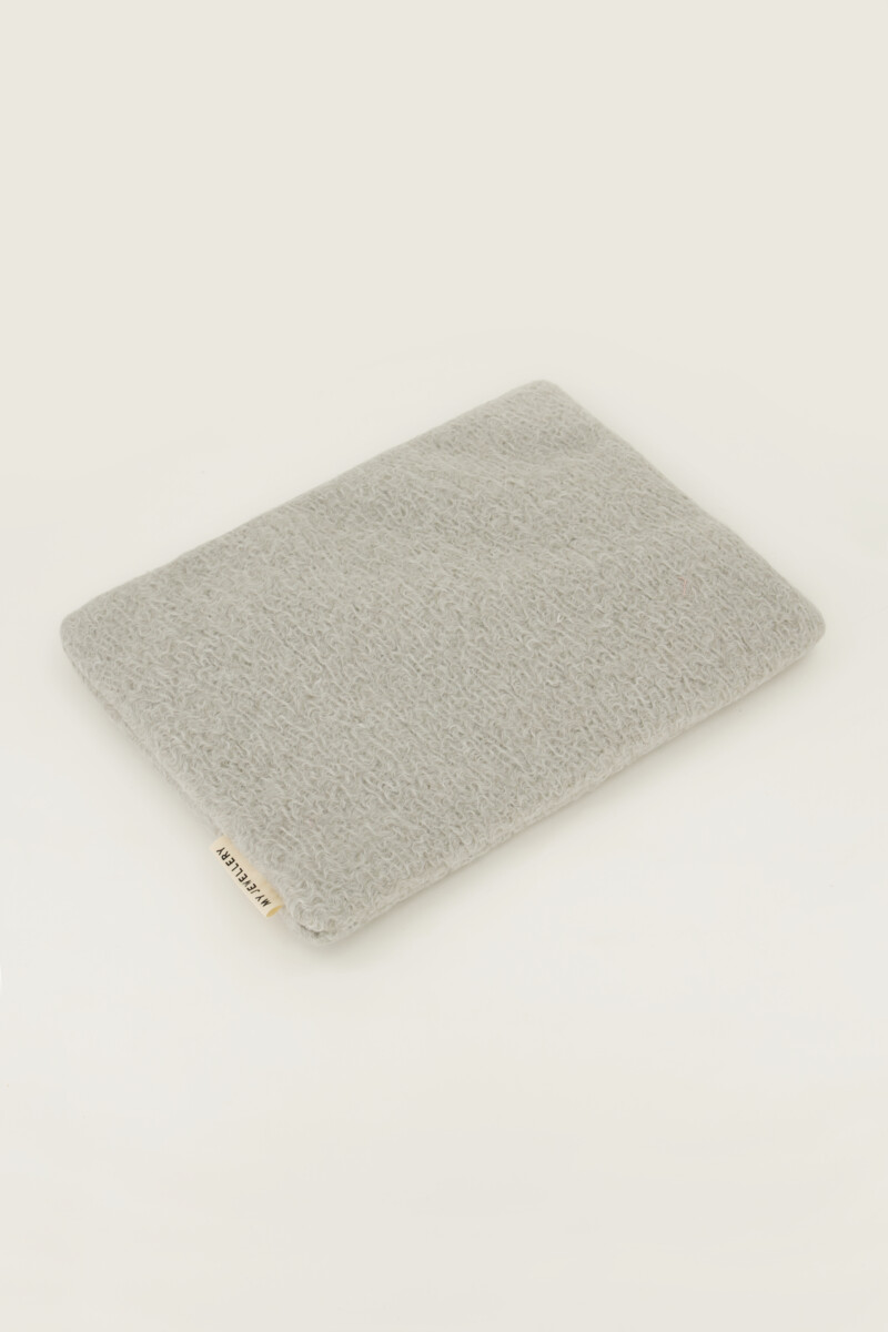 Light gray laptop sleeve | My Jewellery