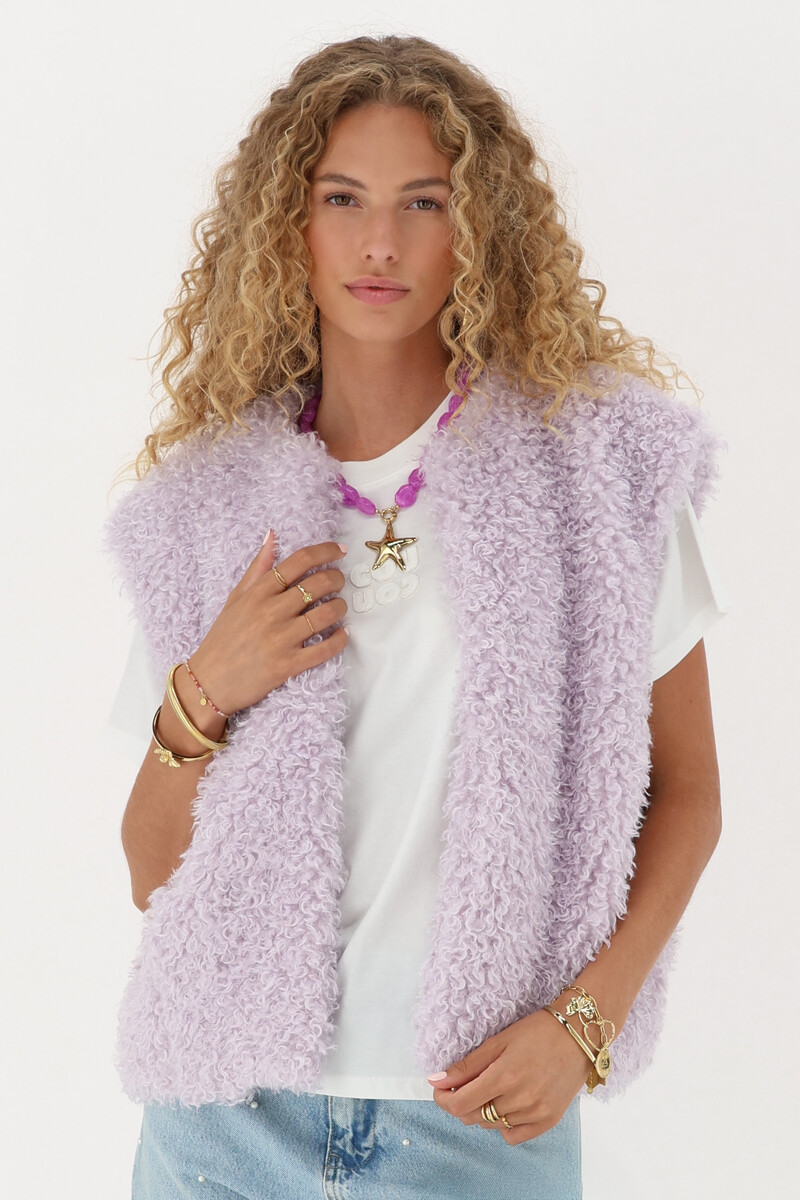 Lilac gilet in teddy look | My Jewellery