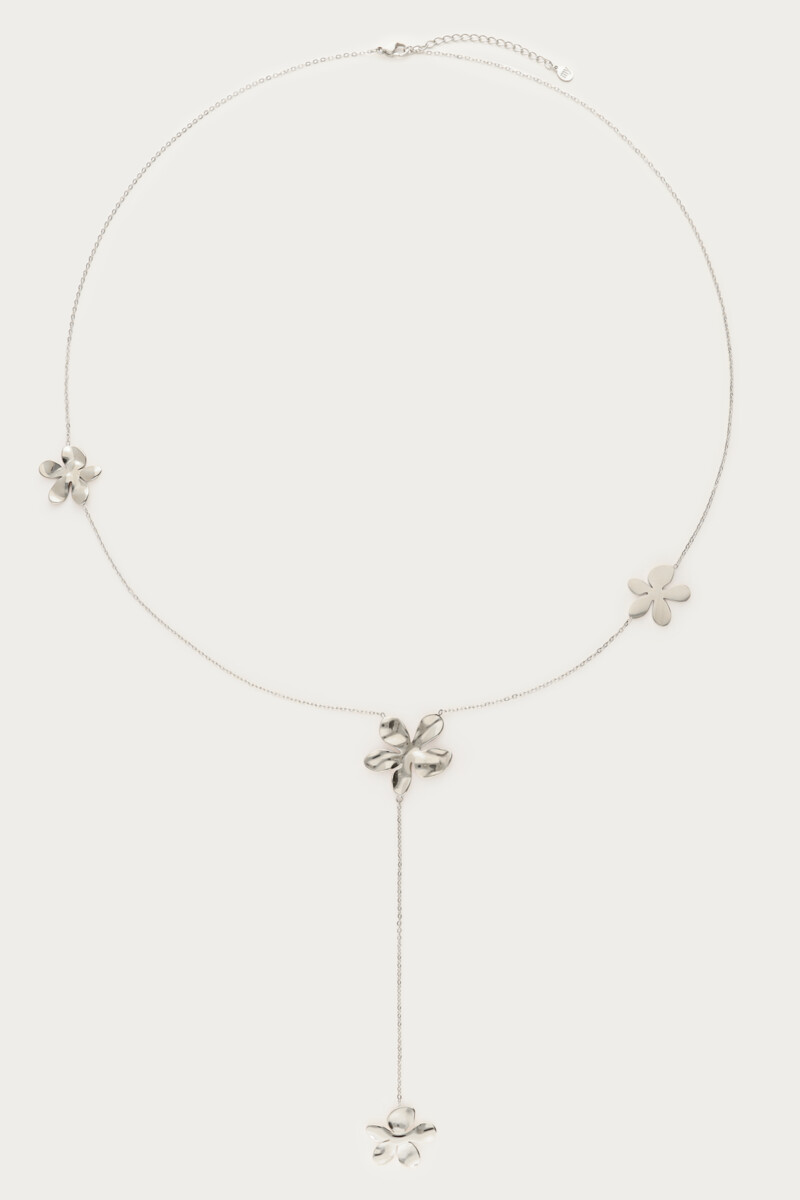 Lange Kette mit Blumen