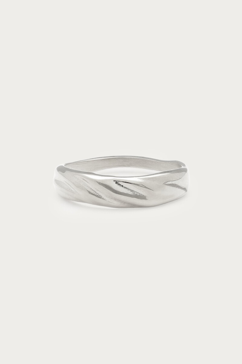 Magical ring with ridge | My Jewellery