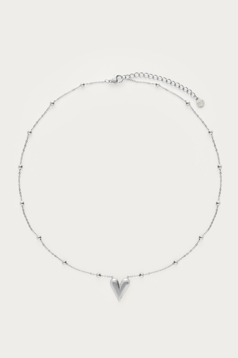 Mittellange Kette mit Herz