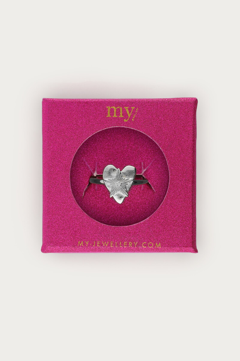 Midnight ring with hearts star | My Jewellery