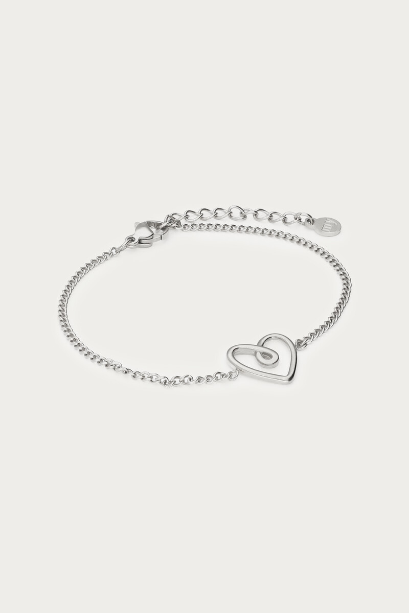 Minimalist bracelet with linked heart | My Jewellery