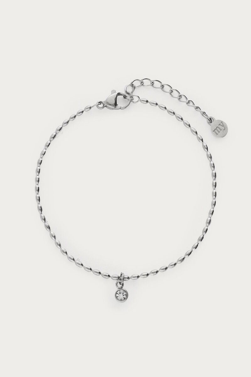 Minimalist bracelet with mini rhinestone charm