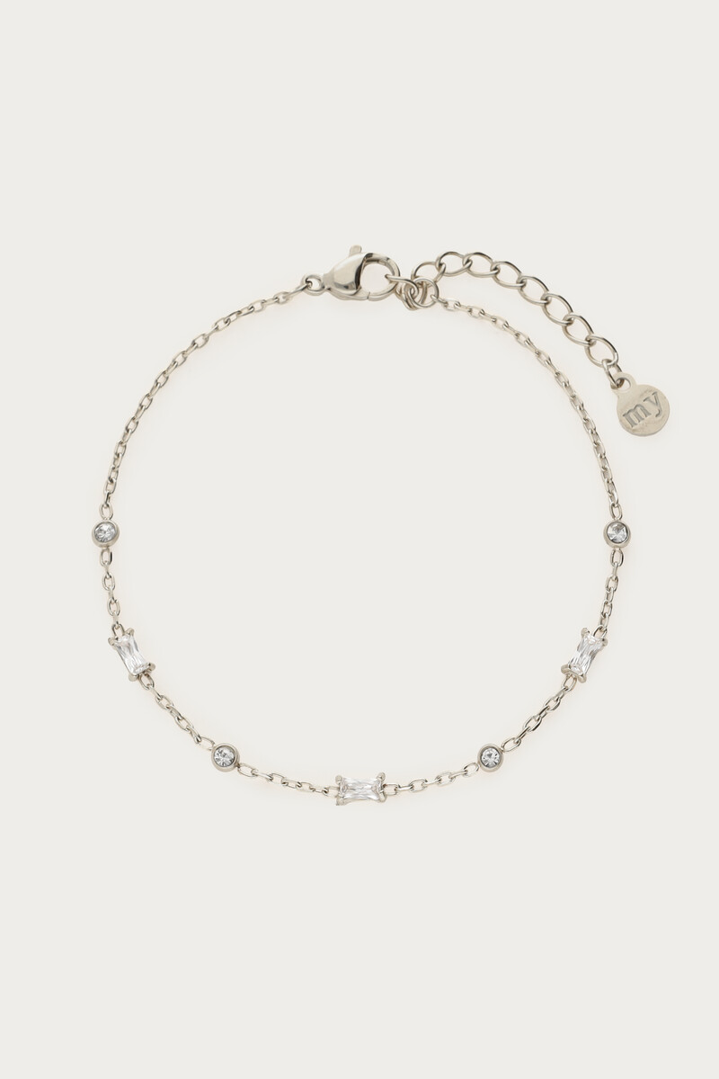 Minimalistische armband met ronde en vierkante strass