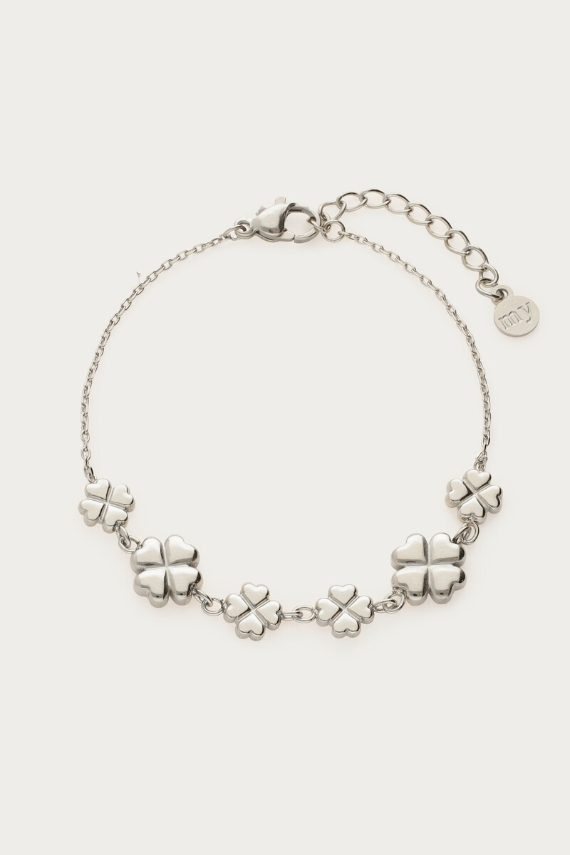 Minimalistisches Armband mit sechs Kleeblättern