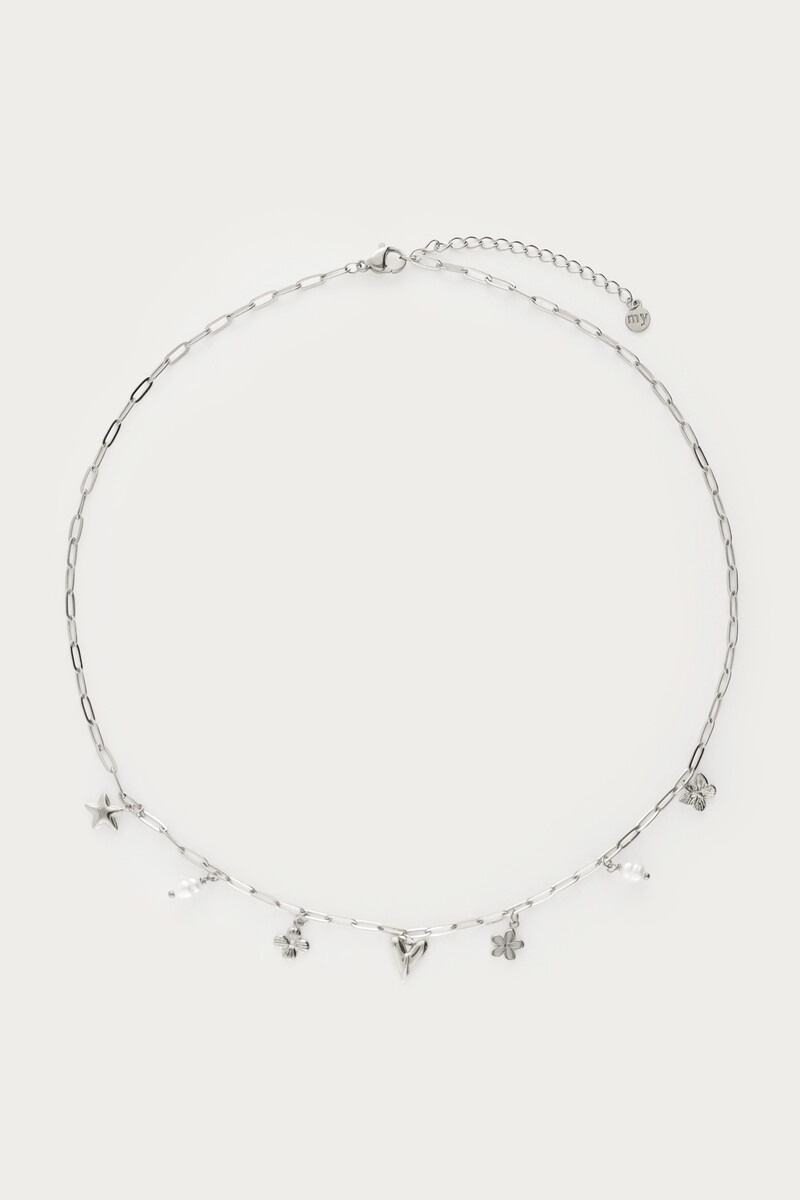  Minimalist chain necklace with seven charms