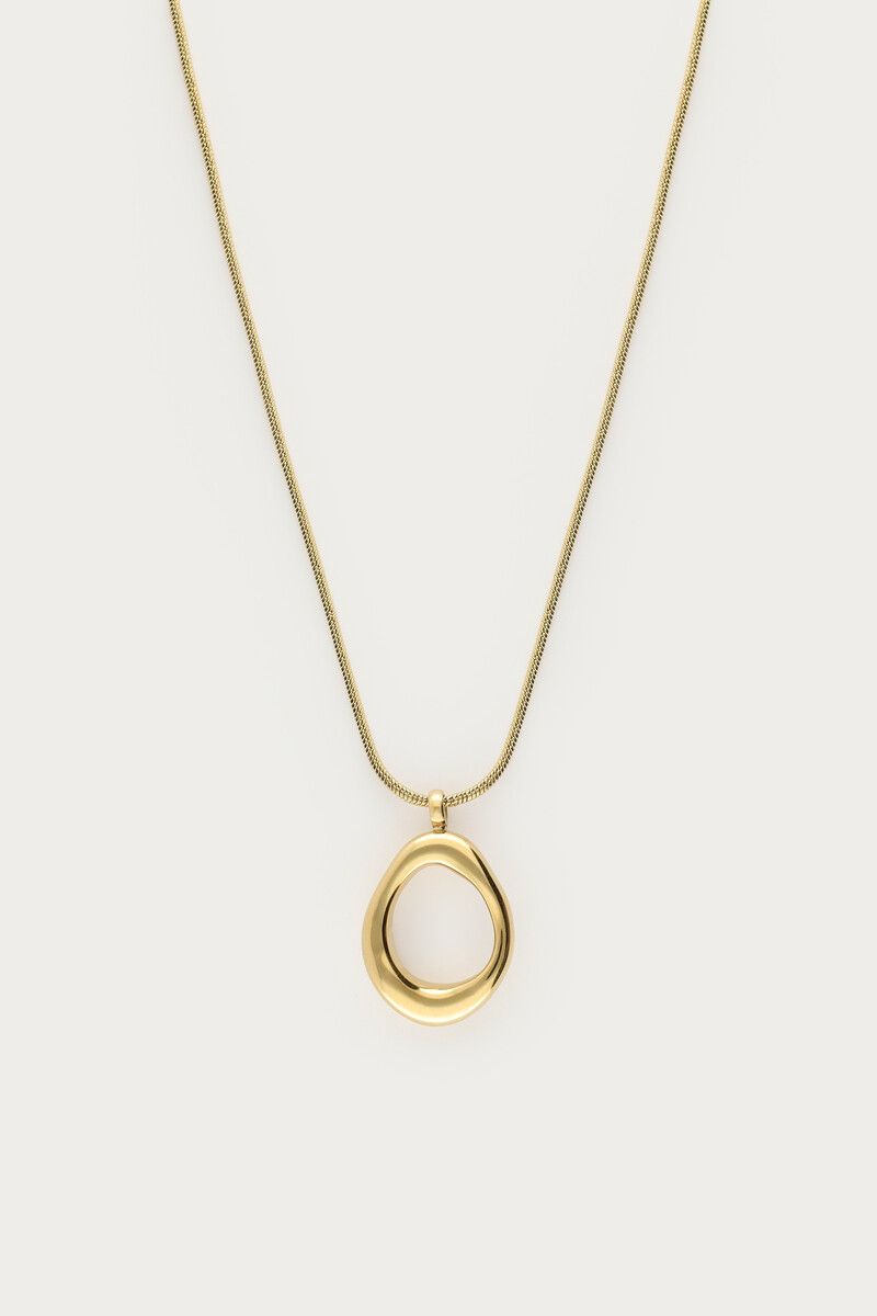 Minimalist necklace with oval