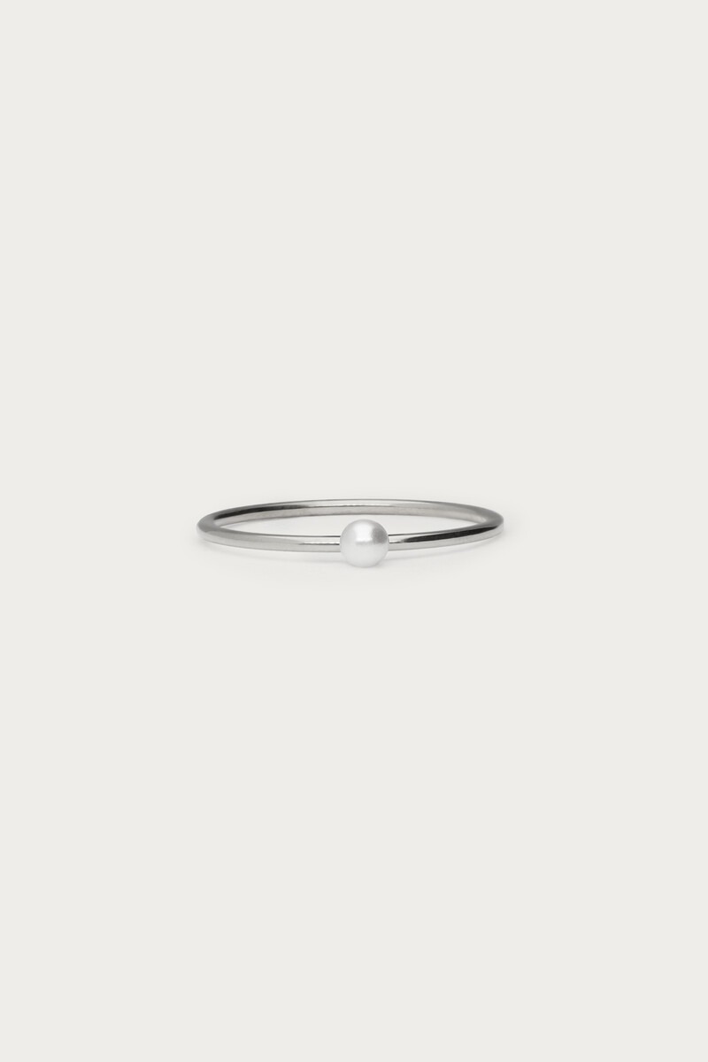 Minimalistische ring met imitatieparel